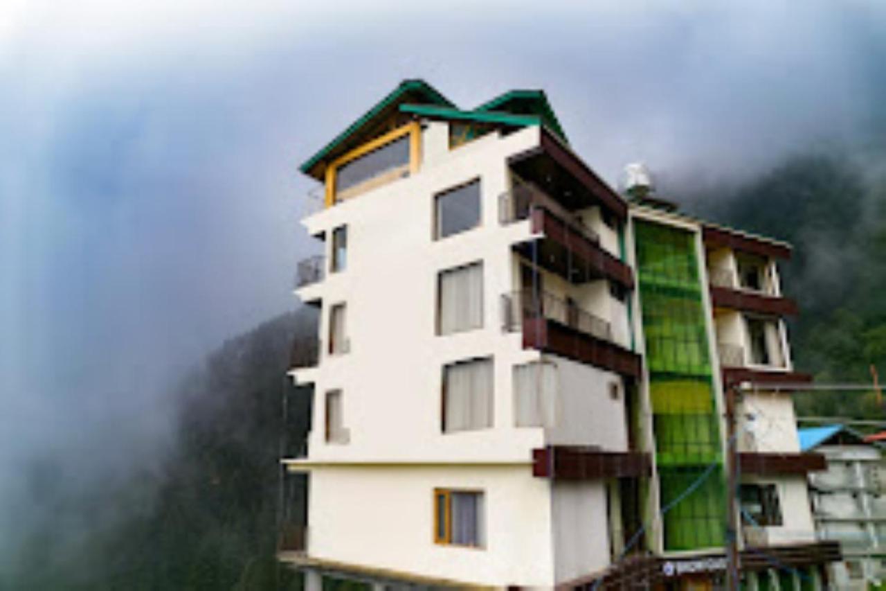 Hotel Snow Castle ดัลเฮาซี ภายนอก รูปภาพ